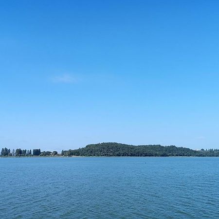 Isola Polvese Resort Castiglione del Lago Buitenkant foto