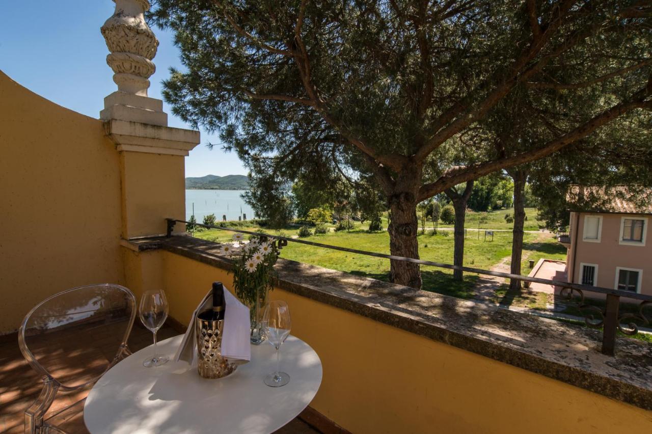 Isola Polvese Resort Castiglione del Lago Buitenkant foto