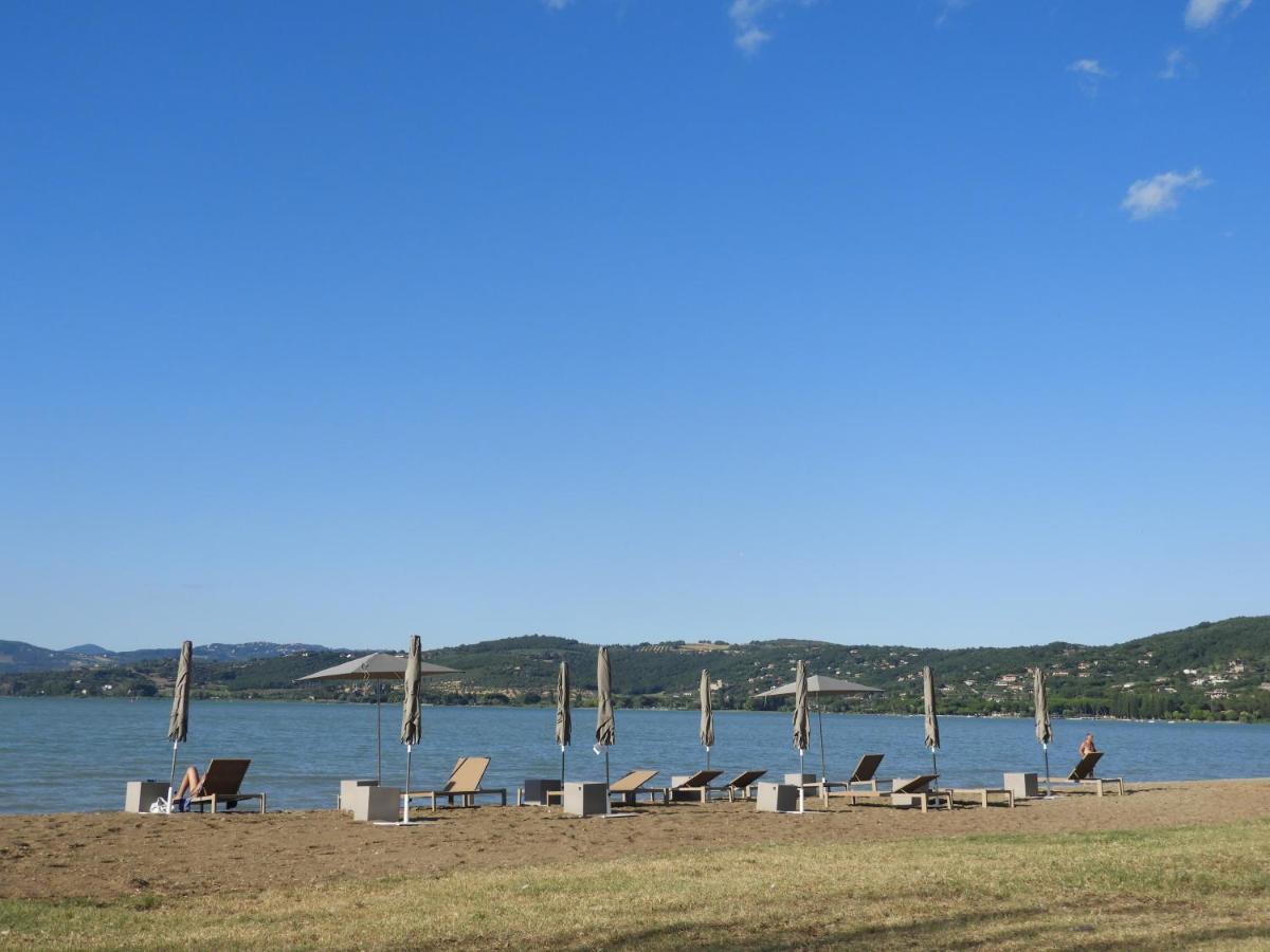 Isola Polvese Resort Castiglione del Lago Buitenkant foto